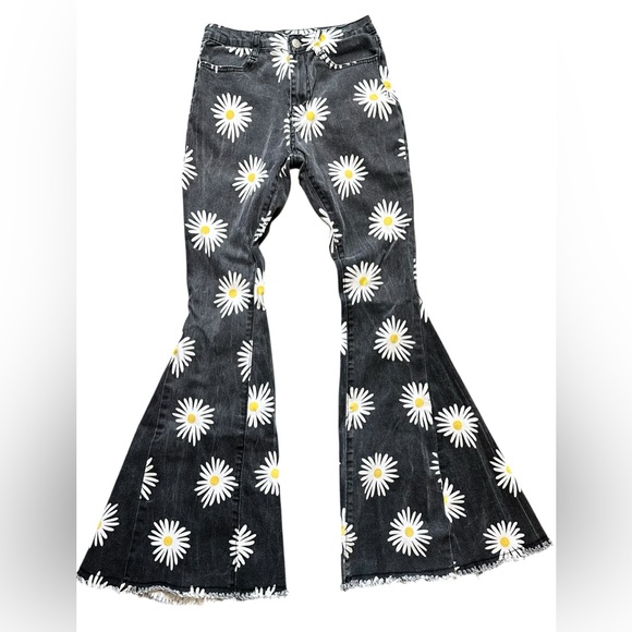 Altard State daisy print flare jeans black size medium - Picture 2 of 5